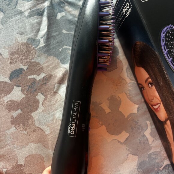 Infiniti Pro Conair Hot Air Paddle Brush - Picture 4 of 5